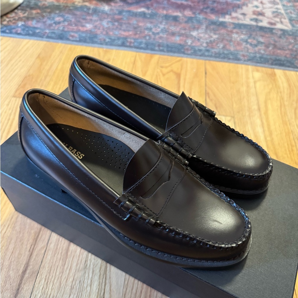 G.H. Bass & Co. Larson Weejuns Classic Dark Brown Leather Loafers